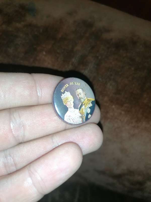 1935 silver jubilee pin