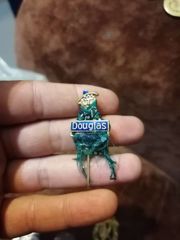 DOUGLAS (British) enamel motorcycle bike badge lapel pin