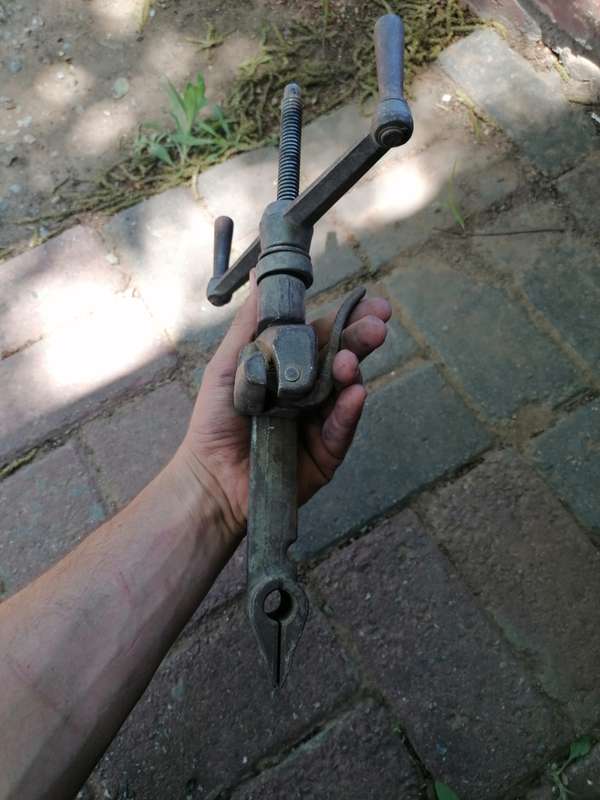 Vintage strapping tool