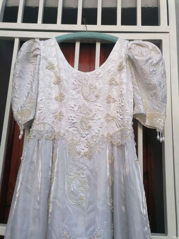 Vintage wedding dress size 36