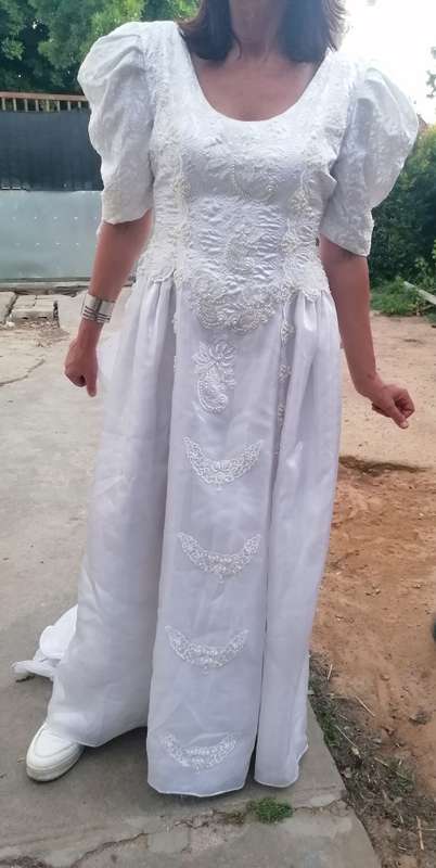 Vintage wedding dress size 36