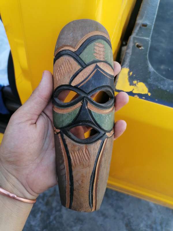 Small African mask