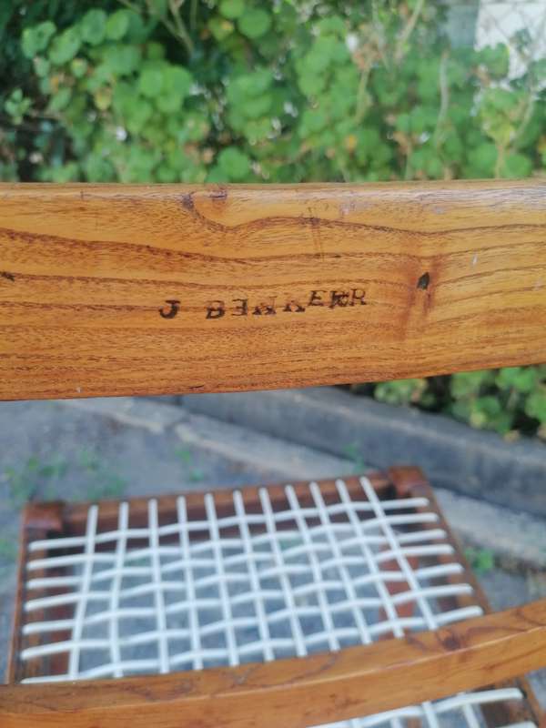 sandveld oak chair made by j. Becker. Must collect in Robertson western cape