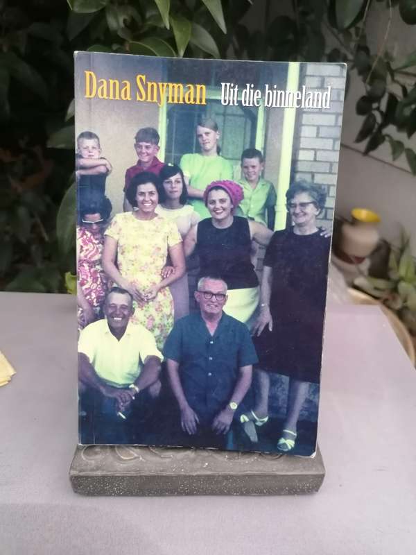 Uit Die Binneland  Dana Snyman