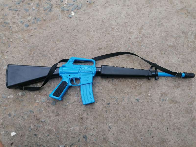 Rare find VINTAGE SPANISH GONHER M16 CAP RIFLE
