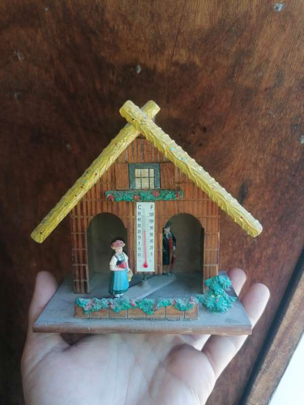 VINTAGE CUTE LITTLE WEATHER HOUSE - MADE IN WESTERN GERMANY