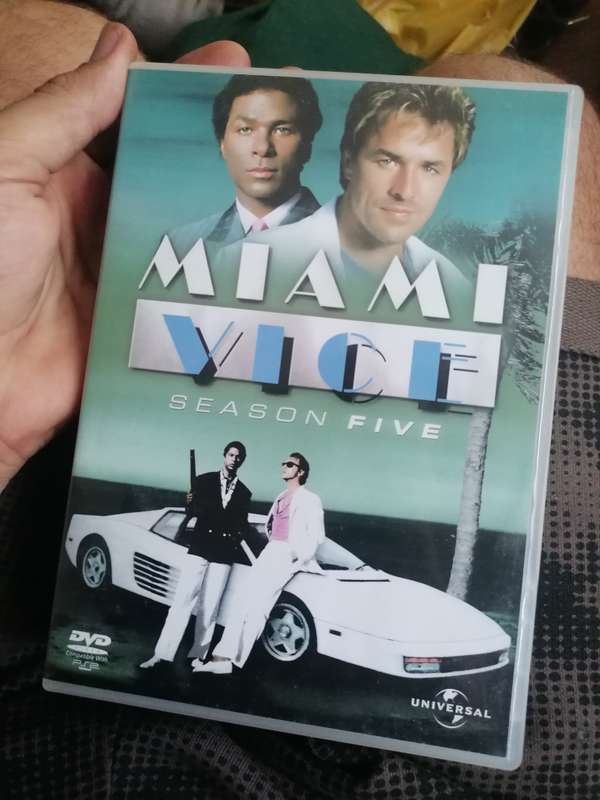 MIAMI VICE SEASON FIVE