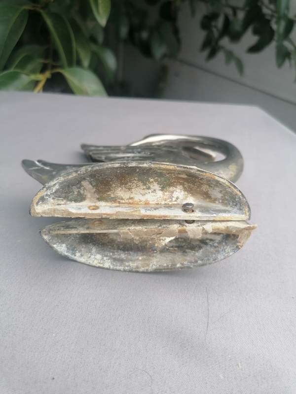 Vintage Silver-Plated Swans Pair Figurines Letter/Napkin Holder