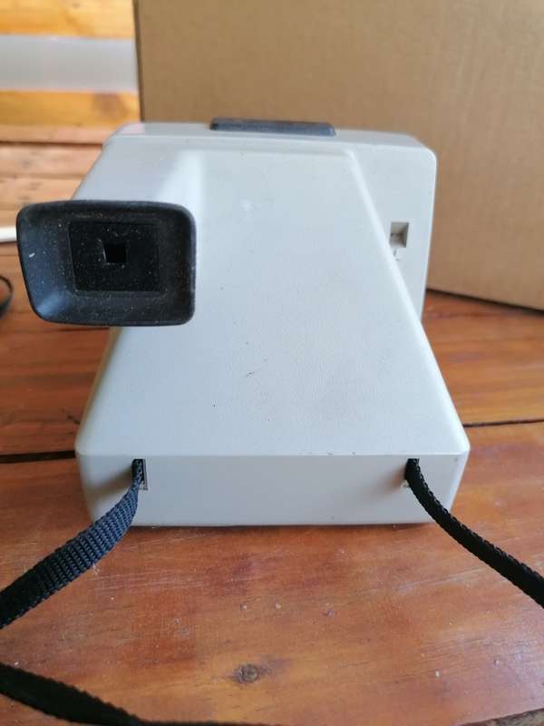 POLAROID "The Button" Land-Camera SX-70 Film Instant Camera. Not tested