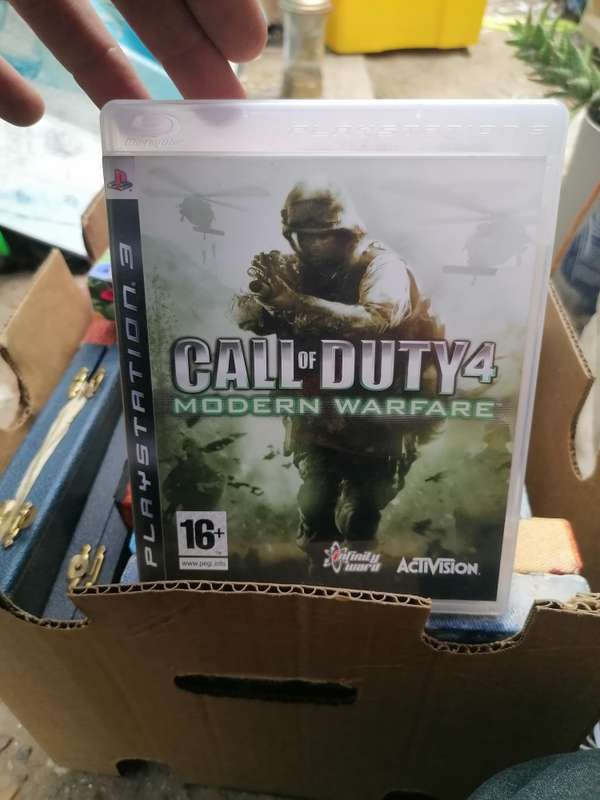 Ps3 call of duty modern Warfare game