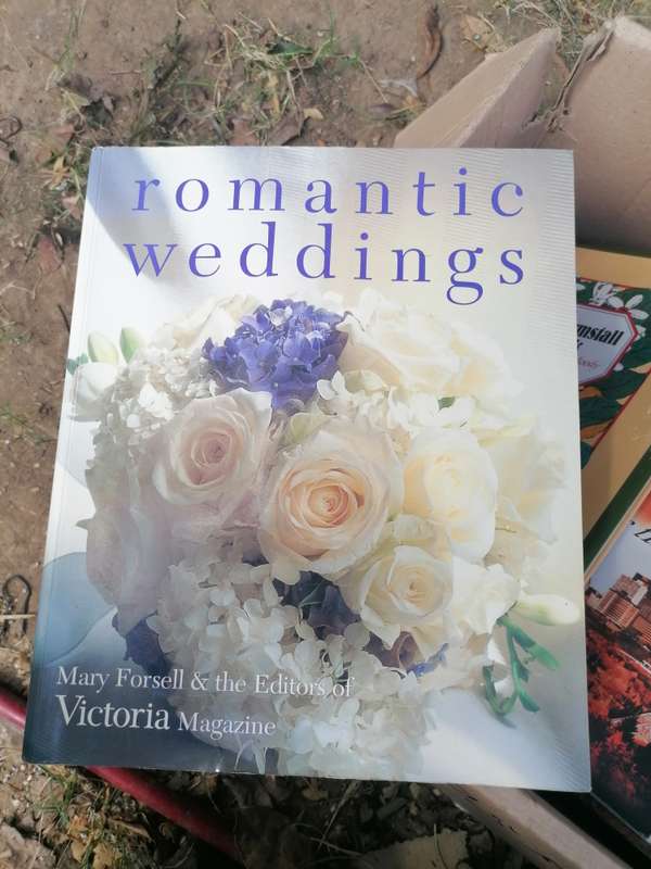Romantic weddings book