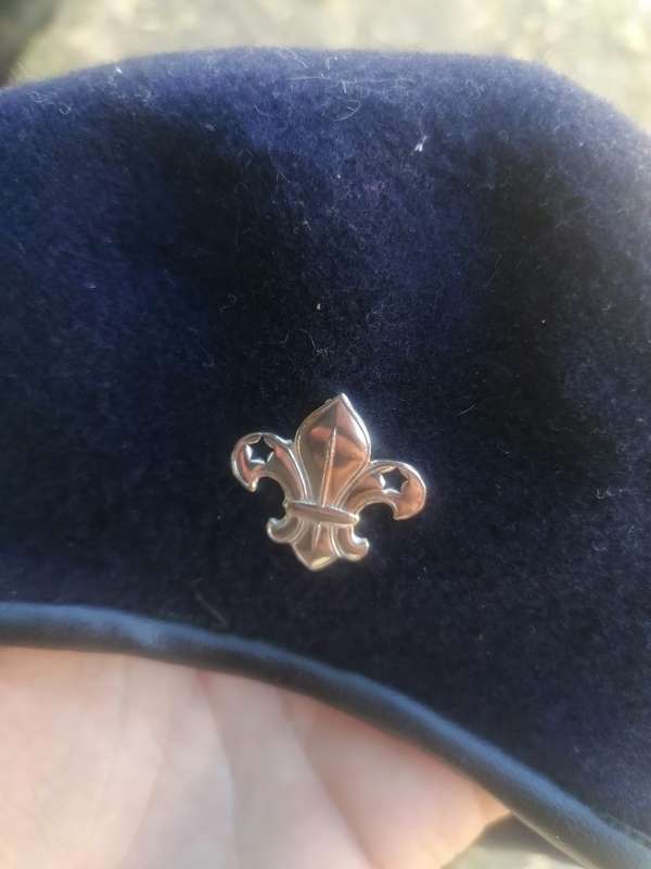 boy scout beret with badge