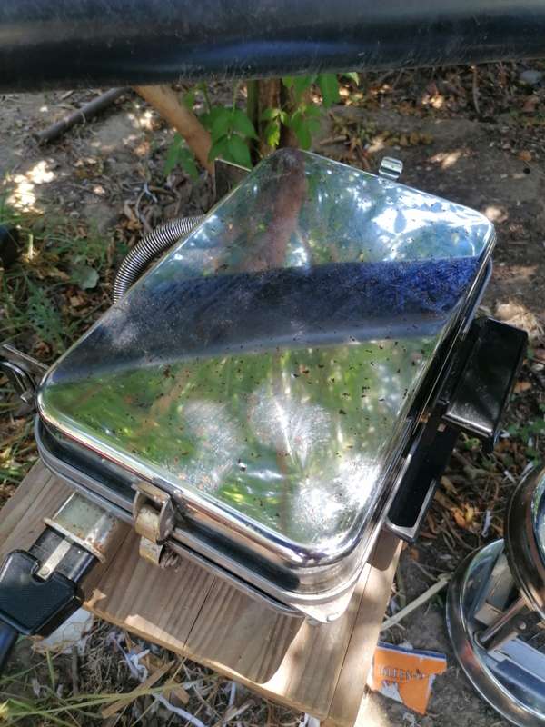 Vintage waffle maker /griller