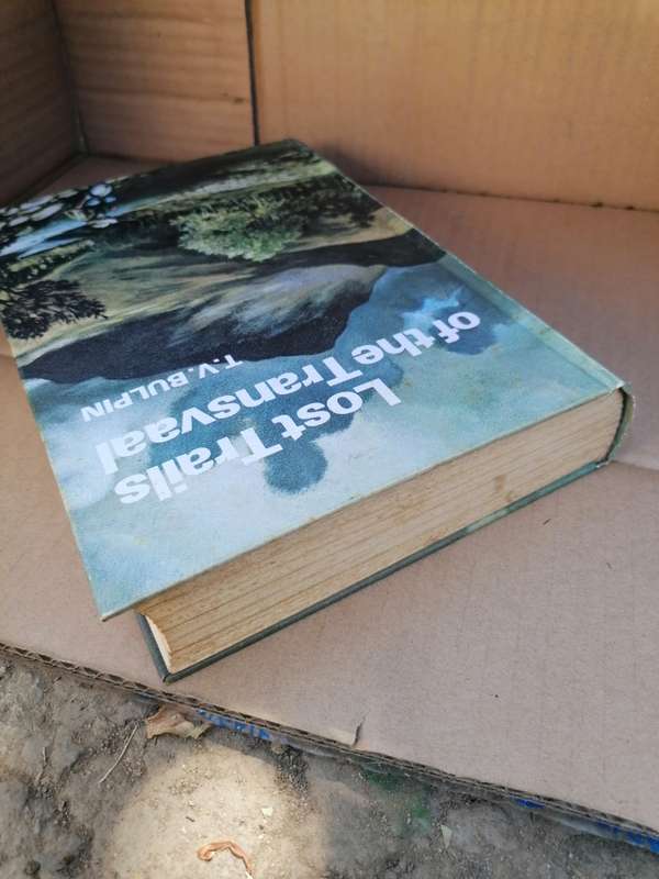 Lost Trails of the Transvaal Book by T. V. Bulpin