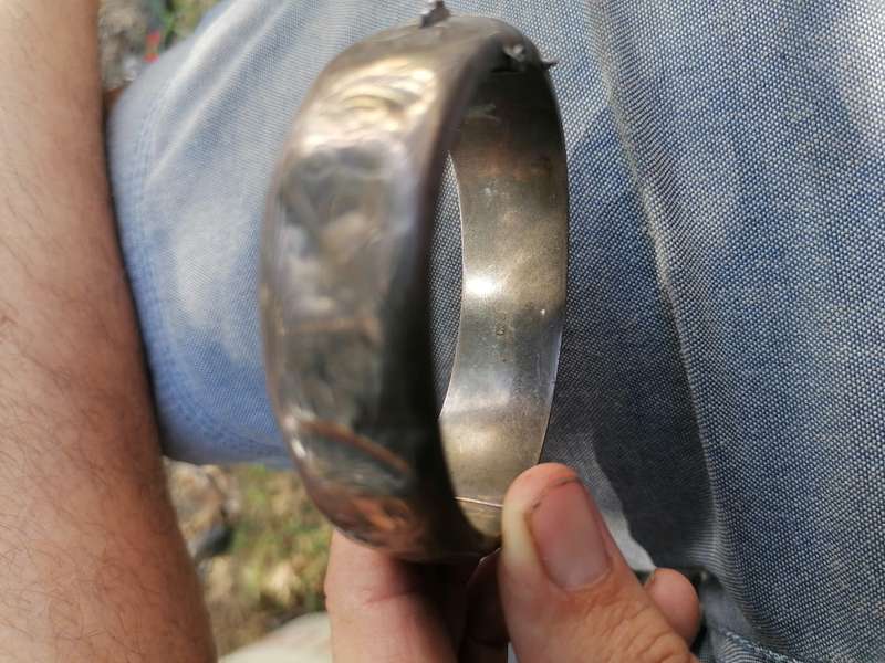 Vintage JS Sterling Silver Engraved Hinged Cuff bangle