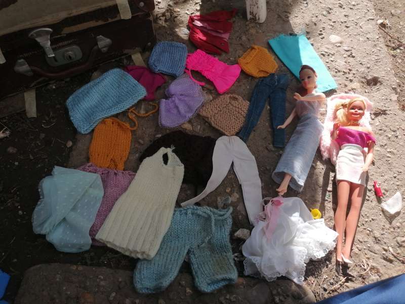 Dolls and clothing