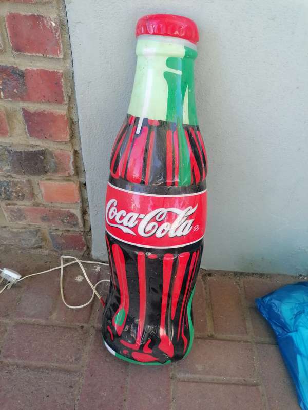 Retro Coco cola wall light condition as per picture