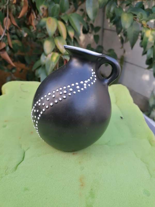 Small fifties vintage jug model. Have a small chip as per picture