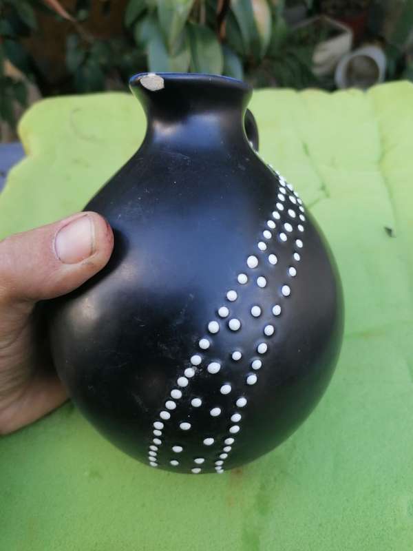 Small fifties vintage jug model. Have a small chip as per picture