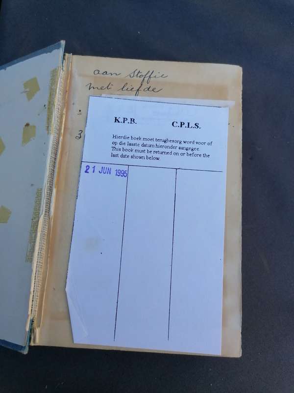 ONTDEKKINGS IN MIDDE AFRIKA  deur  Ds. J. A. RETIEF