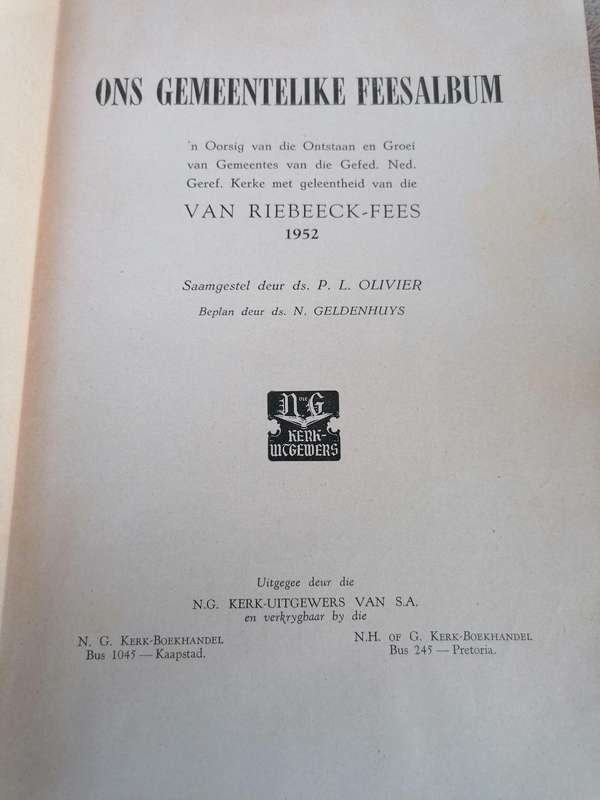 Ons Gemeentelike Feesalbum: n Oorsig van die ontstaan en groei van gemeentes