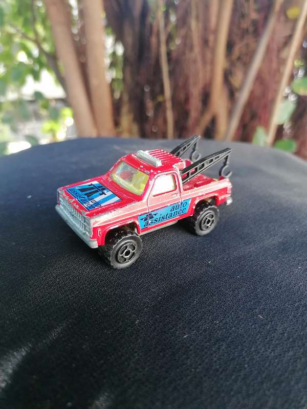 Majorette Chevrolet Two Truck Wrecker: Auto Assistance 1/62