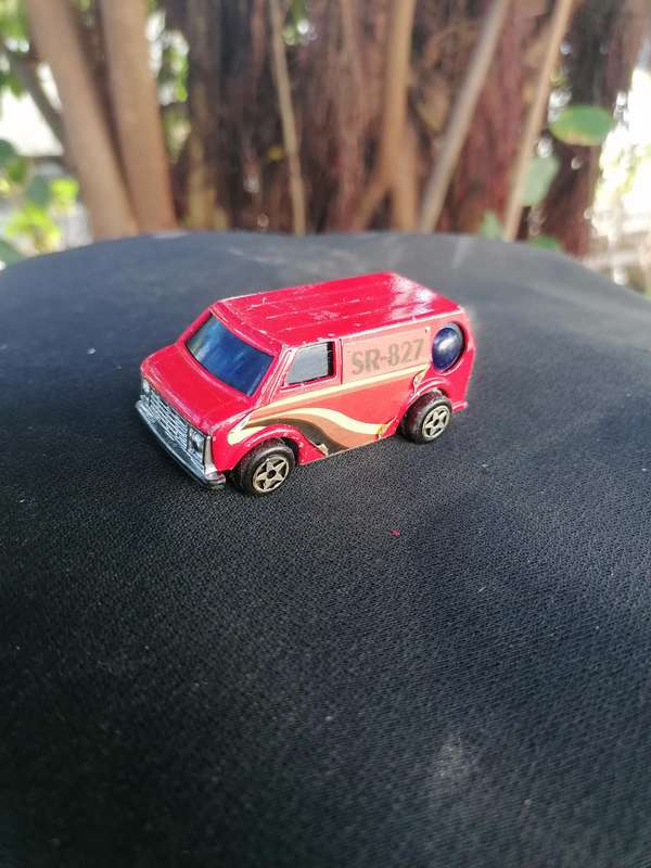 Vintage made in Hong Kong BEDFORD CF R VAN 1/60