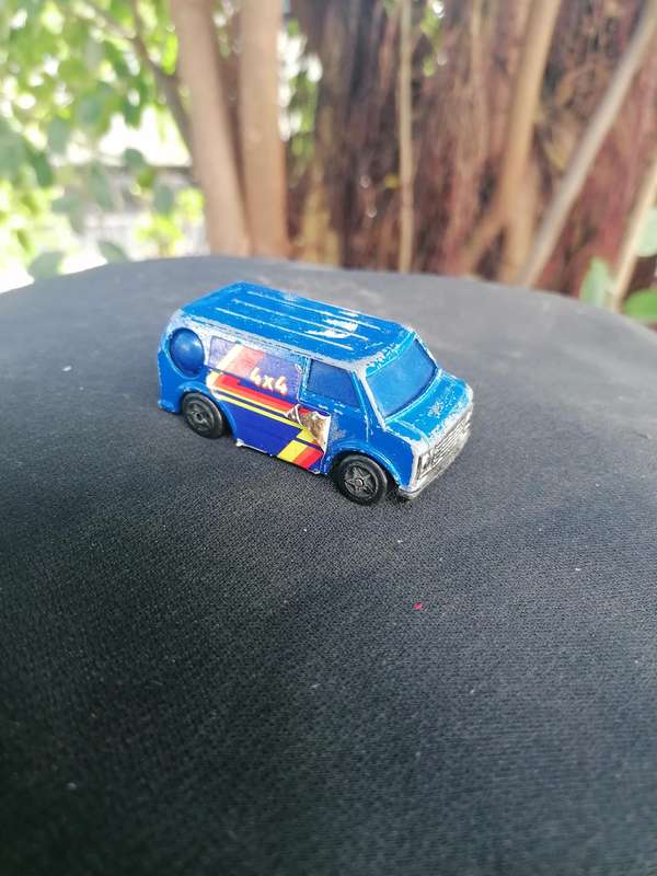 Vintage made in Hong Kong BEDFORD CF R VAN 1/60
