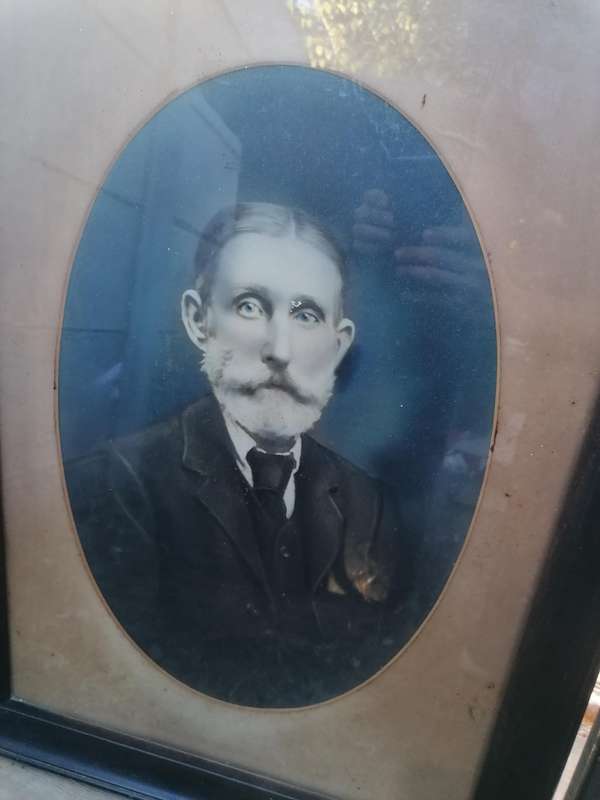 Antique framed photos From swellendam. Bid per item