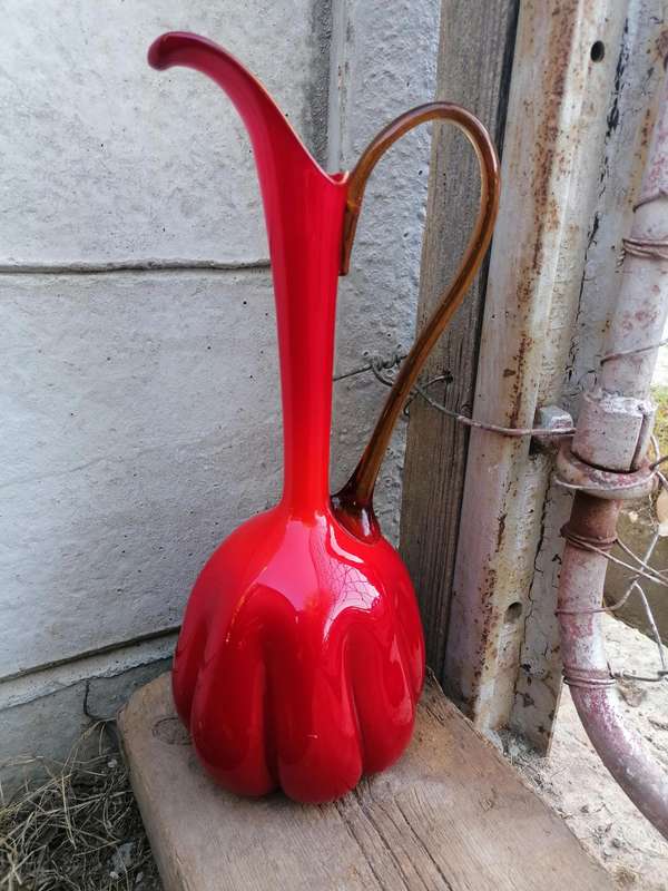 Beautiful large vintage Italian Red murano glass jug.