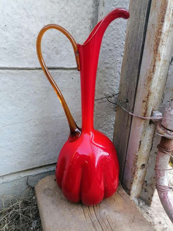 Beautiful large vintage Italian Red murano glass jug.