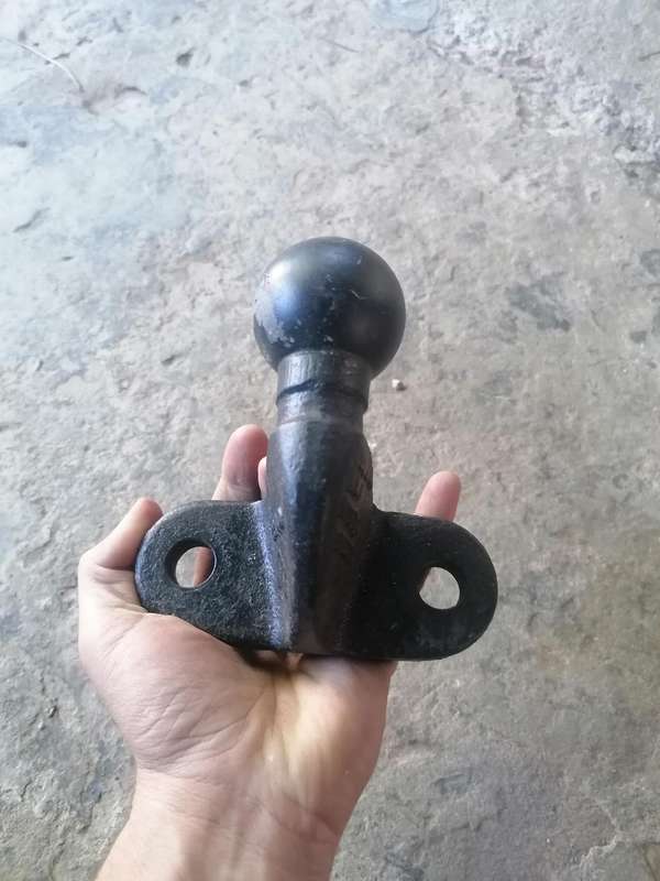 global mnf Nigel 1800kg tow bar