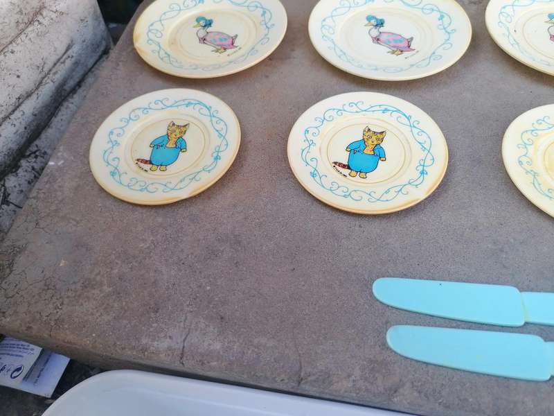 vintage Peter Rabbit toy tea set,1983