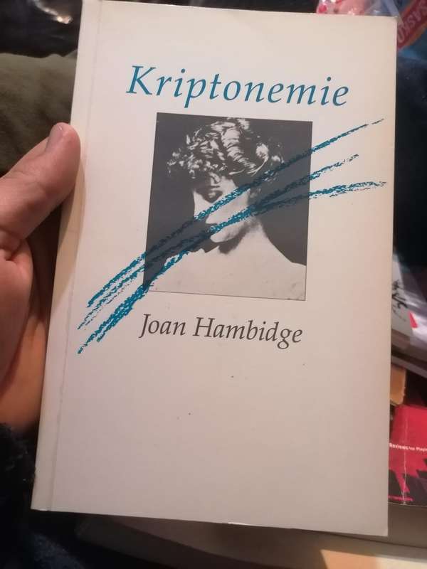 Kriptonemie deur Joan Hambidge Geteken