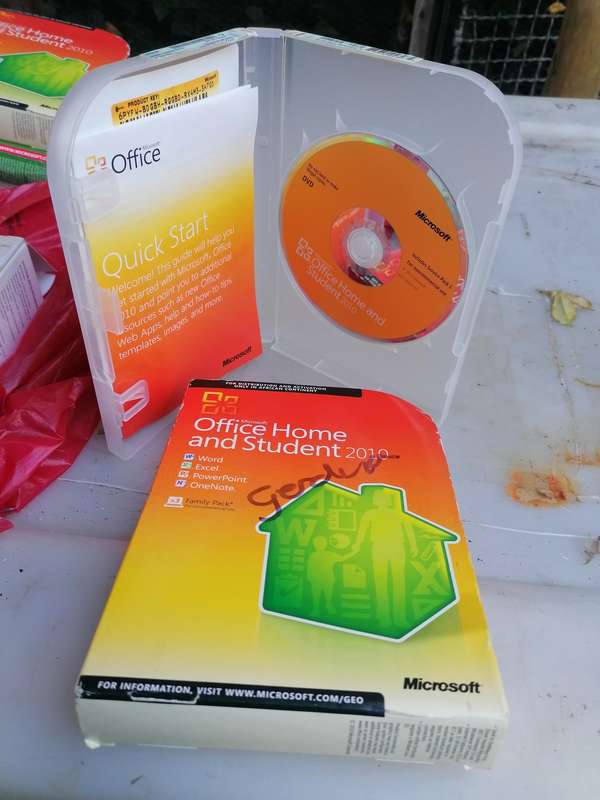 Genuine Microsoft Office 2010 Home and Student Family Pack software