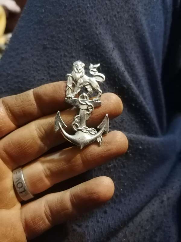 OLD S.A. NAVY SEA CADETS CHROMED BERET BADGE