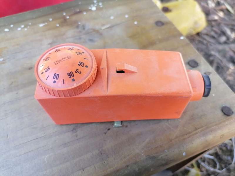 Imit Thermostat