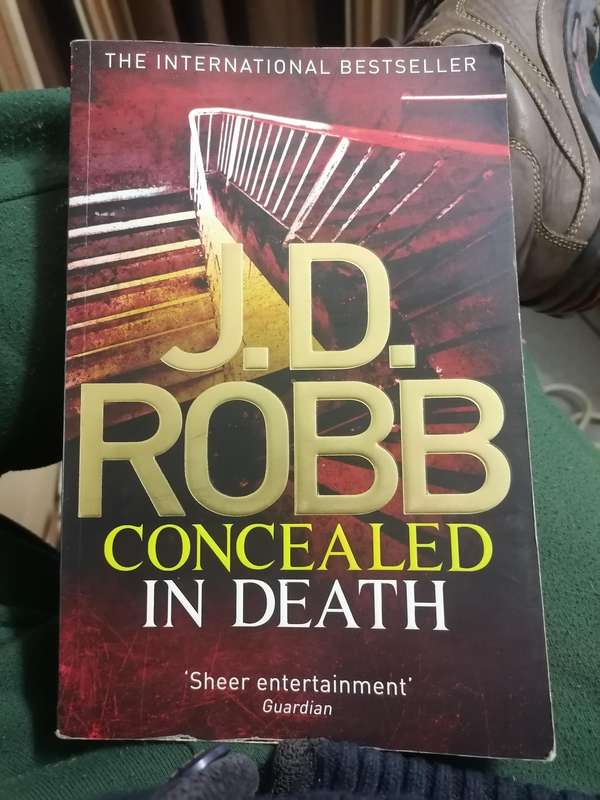 Concealed in Death  J.D. Robb
