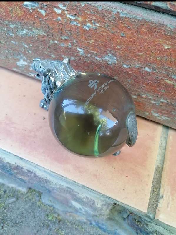 Large lion Glass Ball Paperweight Ngwenya