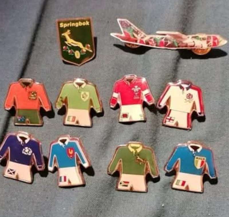 Original 1995 rugby world cup pin collection 10 in total
