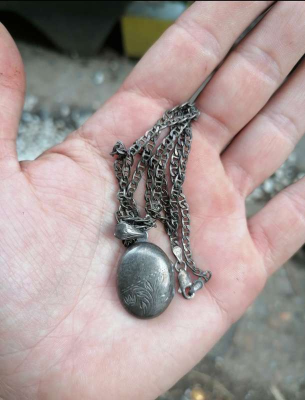 Vintage 925 silver necklace with locket