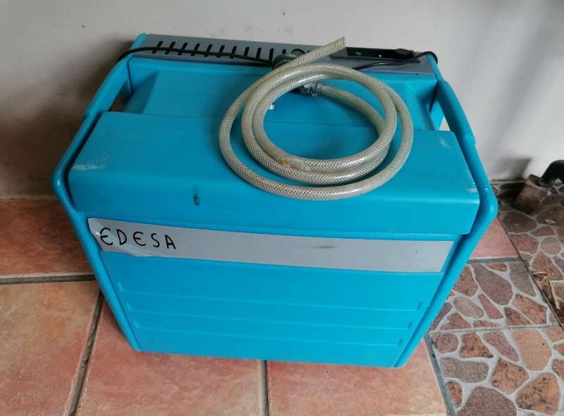 Camping fridge. Good working condition