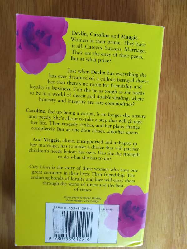 City Lives By Patricia Scanlan