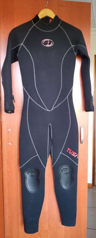 Tusa Wetsuit 5 MM Size ML