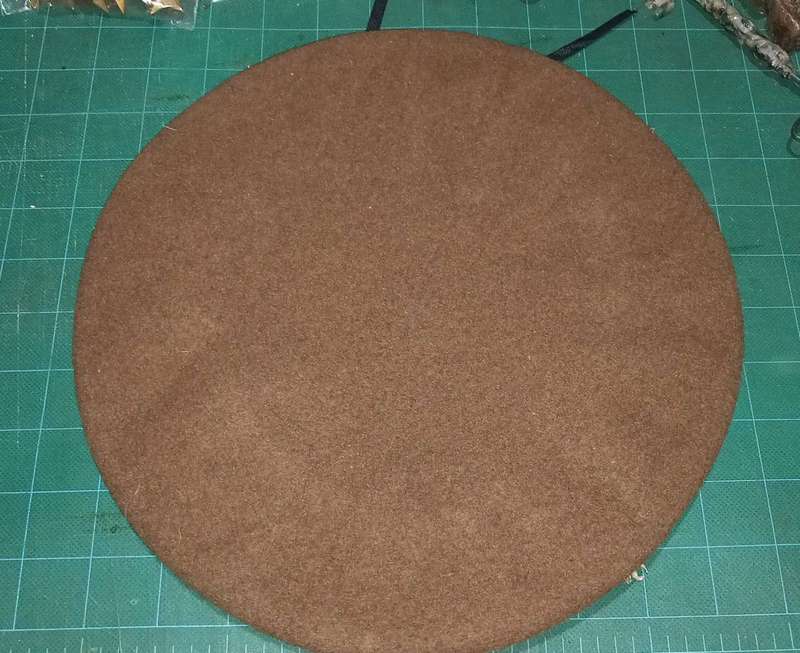 Beret with badge 2
