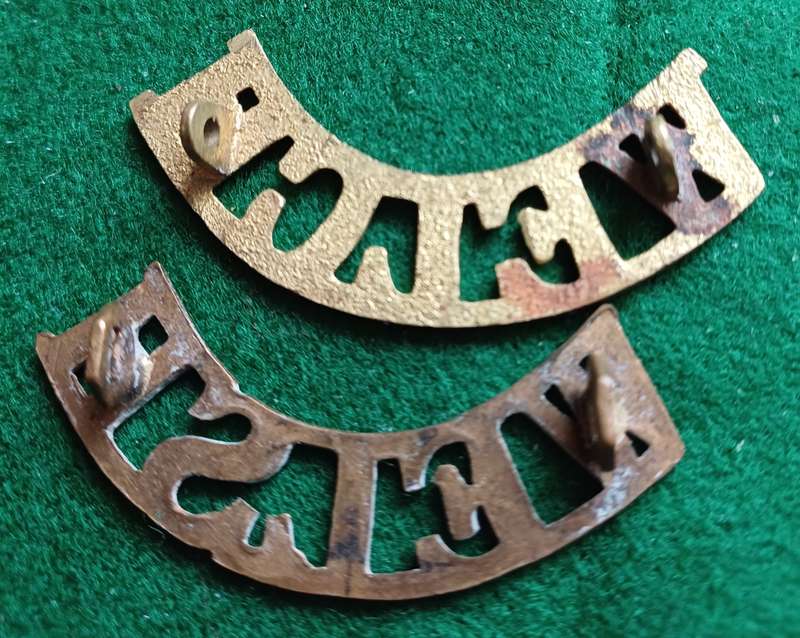 British Army, The Welch Regt brass titles x 2