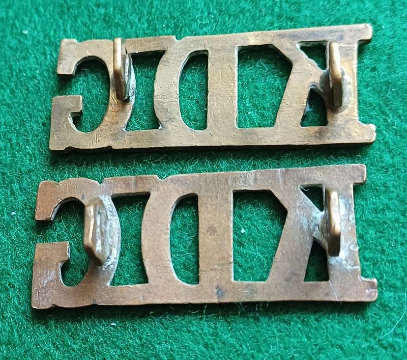 British Army, King's Dragoon Guards brass titles pair, D lugs