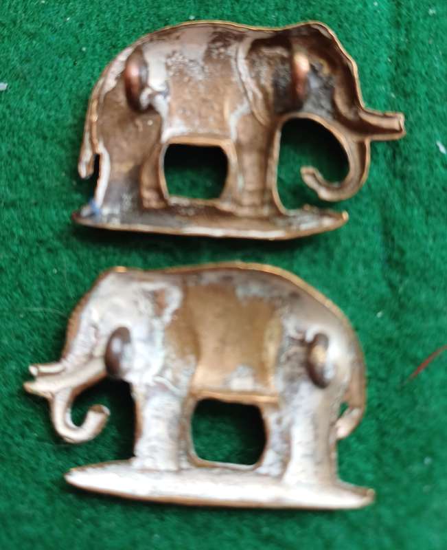 British Army, Seaforth Highlanders set of 4, brass collars