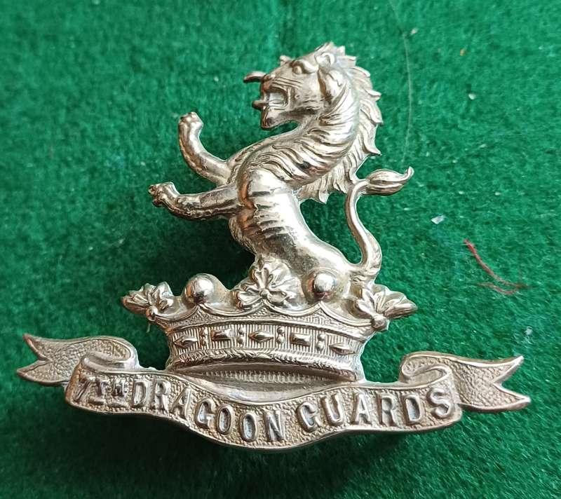 British Army, 7th Dragoon Guards WM cap badge, Victorian 3 lugs