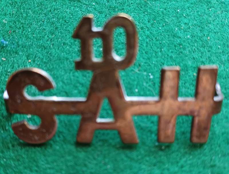 SA UDF WWI 10th SA Horse brass title, worn 1915 - 18